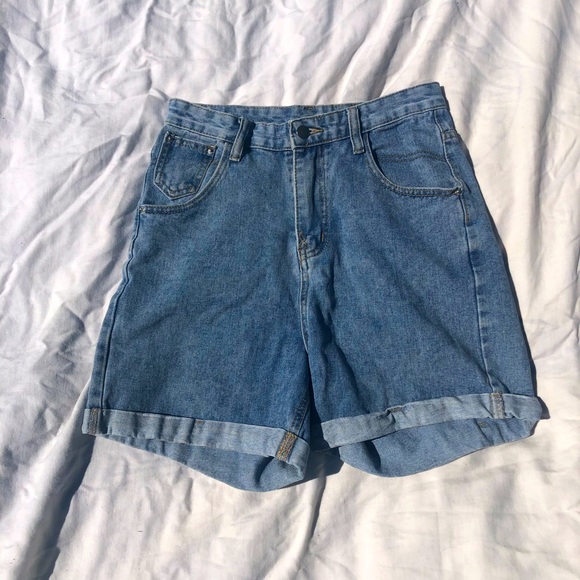 blue short ( faded) - Picture 2 of 4